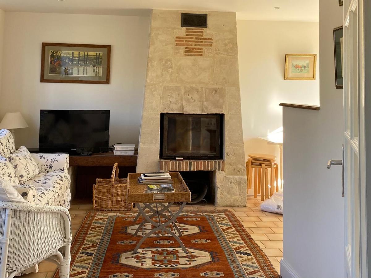Ferienwohnung La Longere Du Haras Manerbe Exterior foto